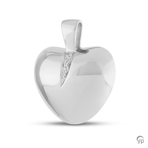 Silver, gloss heart shaped ash pendant with cut inlaid with gems at top